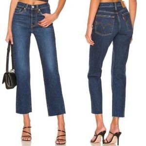 Levi’s Wedgie Straight Fit in Salsa Roll Dark Wash Size 28